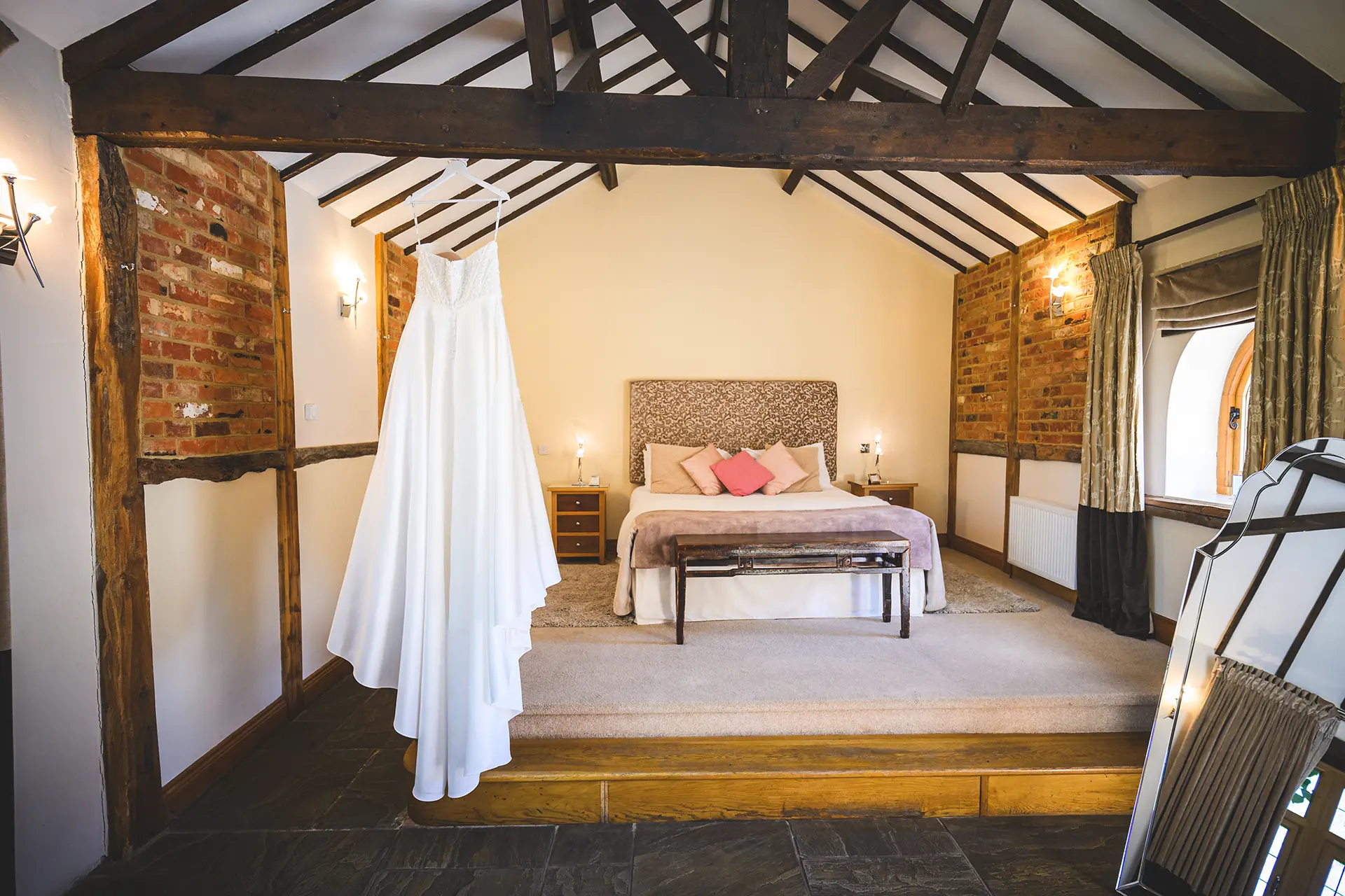 Cornstore Cottage honeymoon suite at Rivervale Barn