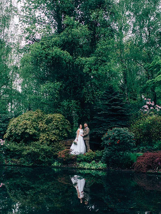 10 Reasons To Have A Romantic Barn Wedding