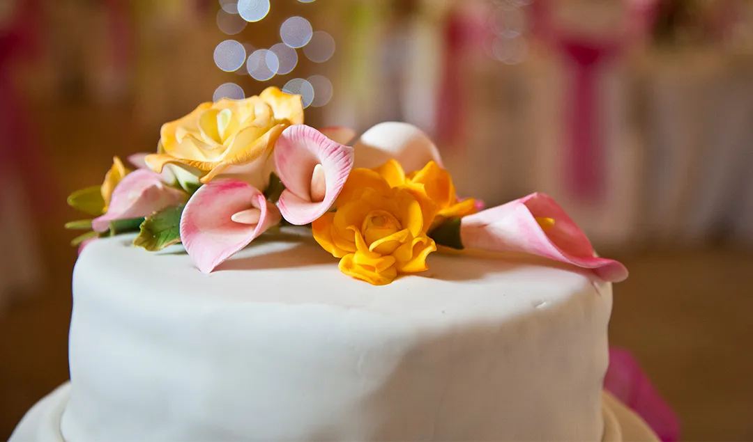 Tropical themed wedding cake at Rivervale Barn