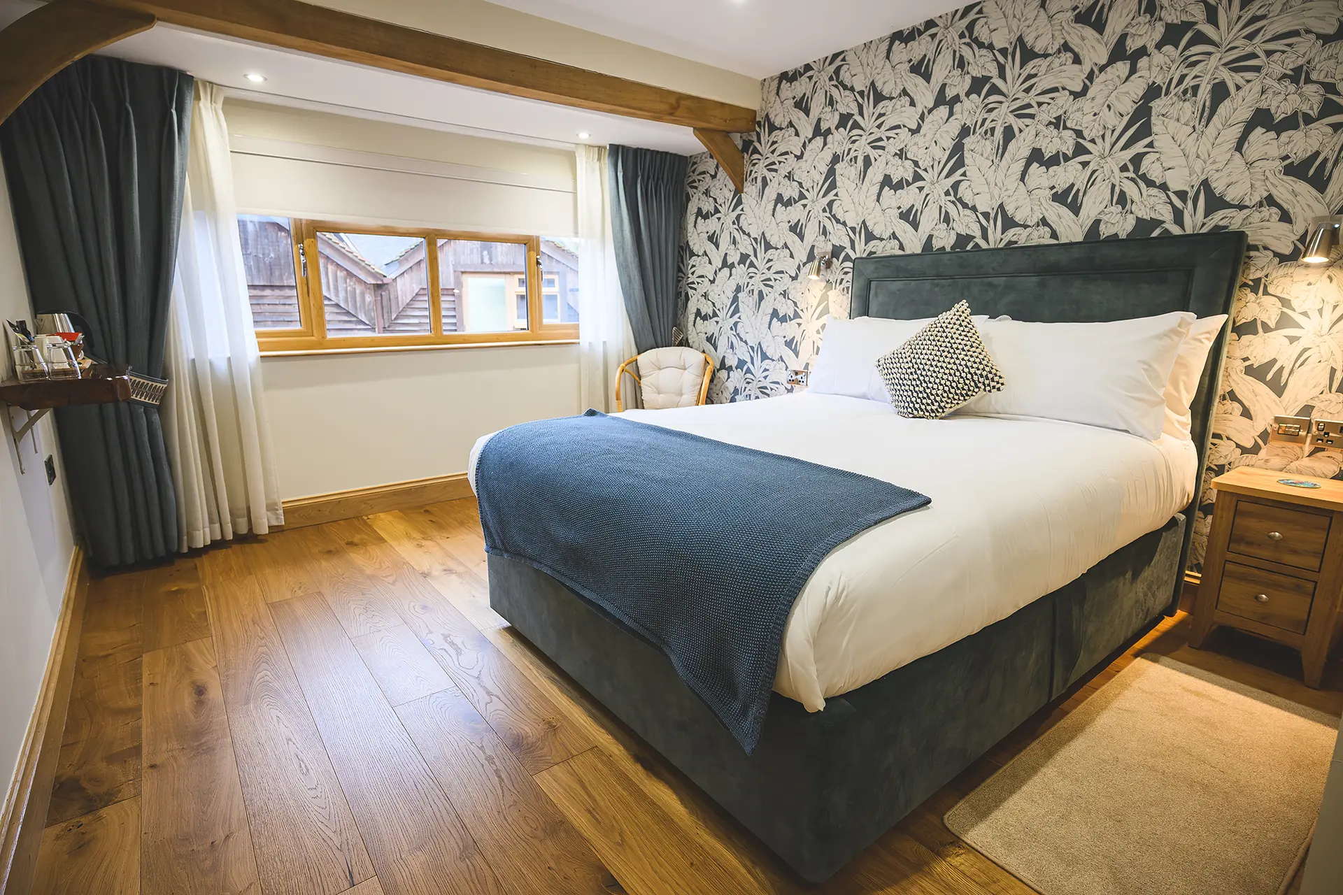 rivervale barn double room lodge
